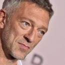 Vincent Cassel rassure ses fans après un accident de scooter.