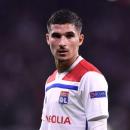 A peine convoqué chez les Bleus, Houssem Aouar testé positif au Covid-19.