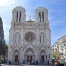 VIDEO L'intervention de la police dans la basilique à Nice  Vidéo Amateur