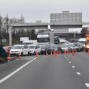 ACCIDENT A1 à Dourges  Ré-ouverture sur la voie de droite