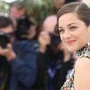 Après avoir publié une photo d'elle enfant, Marion Cotillard en colère contre la censure d'Instagram