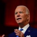 Joe Biden se fracture le pied