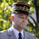 Le général Pierre de Villiers dit craindre "une guerre civile en France"