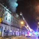 Un violent incendie fait au moins 2 morts à Paris