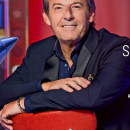 Regardez Jean Luc Reichmann qui offre 1 million à une téléspectatrice