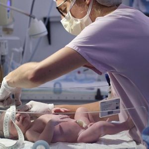 Revalorisations salariales pour les sages femmes à l'hôpital