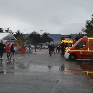 150 "Bikers" se bagarrent, à Tarbes ,au Salon American Saloon - Un mort et 6 blessés