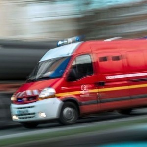 Deux quadragénaires mortes en pleine nuit percutées par une voiture qui s'est encastrée dans leur chambre à coucher