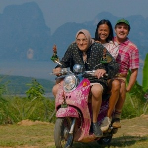 Les Bodin's présentent leur film Les Bodin's en Thaïlande VIDEO