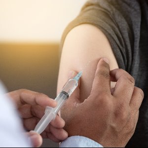 Le comité français d'éthique approuve la vaccination des enfants