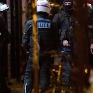 Paris : prise d'otage toujours en cours