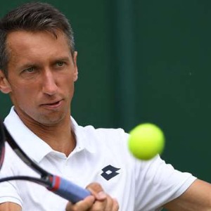 Le joueur de tennis ukrainien Sergiy Stakhovsky retourne en Urkraine et va prendre les armes!