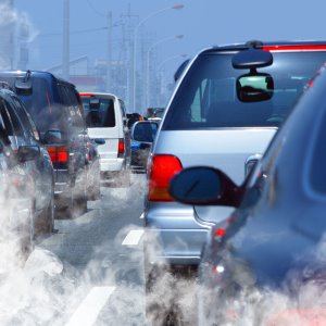 Pollution atmosphérique : Il faut réduire votre vitesse !