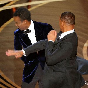 Oscars : Will Smith gifle l'un des animateurs de la cérémonie