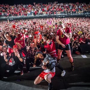 Agressions sexuelles et gestes déplacés, pendant un concert des Fatals Picards et de Marcel et son orchestre