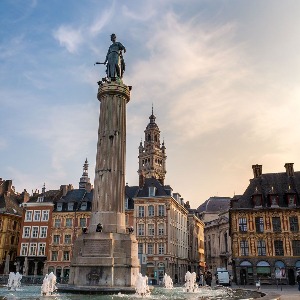 La fontaine de la Grand Place à l'arrêt