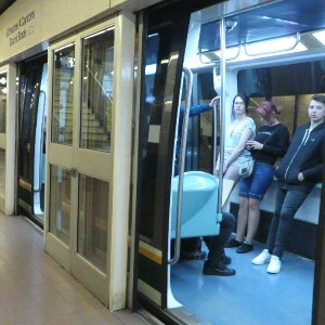 LILLE : Un enfant de 11 ans agressé et racketté par une bande à Montebello dans le métro