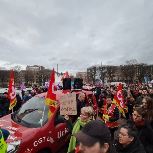 Nouveau rassemblement à Lille hier, contre la réforme des retraites