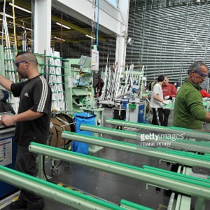 Une formation aux métiers d’opérateur de production  h/f.