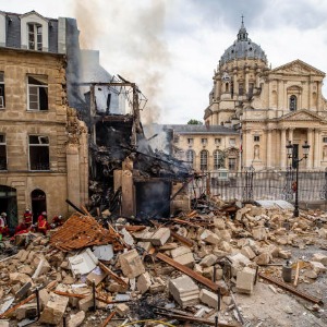 Paris : Les recherches sont suspendues ce matin