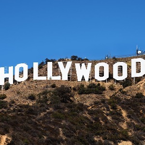 La grève des scénaristes à Hollywood, en passe de se terminer