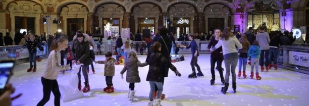 Idée sorties : La patinoire de Lille est de retour au Palais de la Bourse