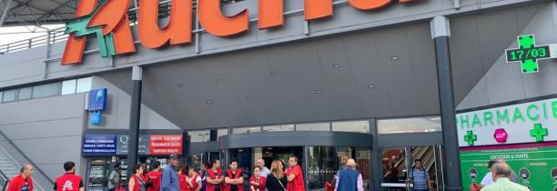 Les supermarchés Auchan devraient annoncer un plan de départ volontaire