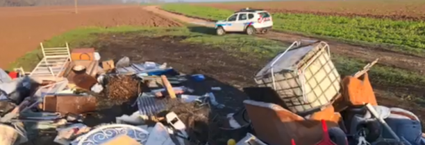 Dans l'Oise, il jette 10 tonnes de déchets dans la nature... mais la Ville les lui rend