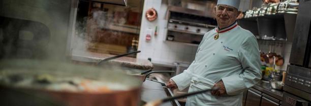 Le mythique restaurant de Paul Bocuse perd sa troisième étoile au Michelin