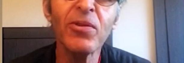 Jean-Jacques Goldman rechante pour le personnel soignant [VIDÉO]