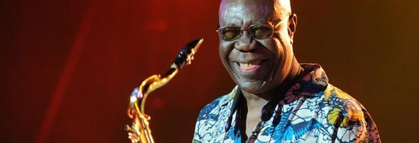 Manu Dibango est mort ce matin à l'âge de 86 ans du Covid-19