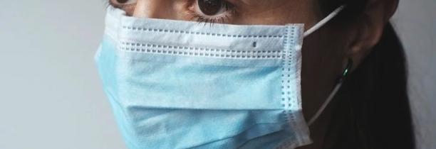 Le port du masque doit être obligatoire dès à présent, selon l'Académie de médecine