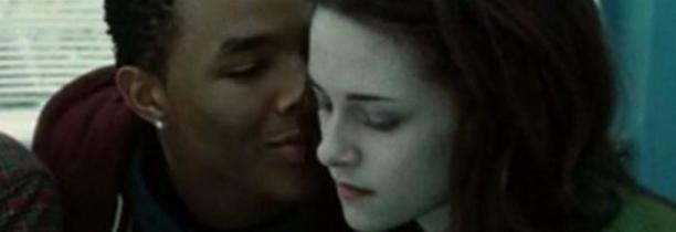 Gregory Tyree Boyce dans la saga Twilight retrouvé mort dans son appartement avec sa compagne