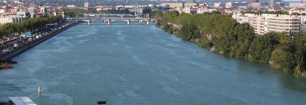 Un adolescent est mort à Lyon, après avoir sauté dans le Rhône