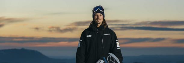 Le champion de Snowboard Alex Pullin meurt à l'âge de 32 ans.