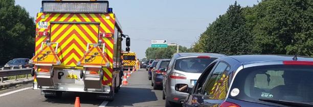 Carambolage sur A25 à Armentières  8 vehicules et un poids lourd