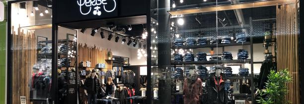 La boutique de prêt-à-porter "Le Temps des Cerises" à Lille recrute un Vendeur conseil [H/F]