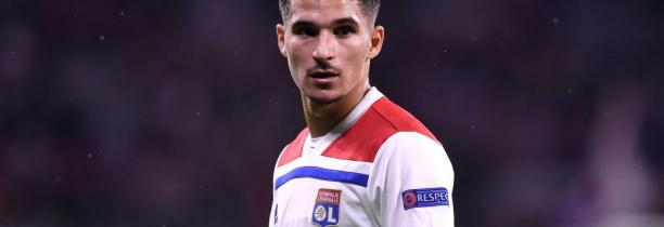 A peine convoqué chez les Bleus, Houssem Aouar testé positif au Covid-19.