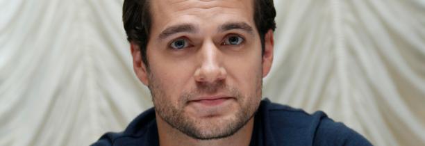 Une intelligence artificielle choisit Henry Cavill pour devenir le prochain James Bond.