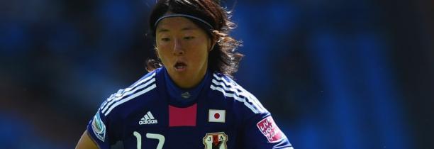 Première historique : une championne japonaise de football est prêtée à un club masculin.