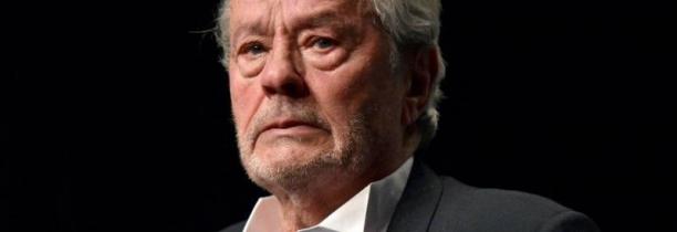 Alain Delon a "régressé" pendant le confinement, affirme son petit-fils à Paris Match