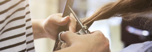 "Laure Ciuch Coiffure" à La Chapelle-d'Armentières recrute un Coiffeur mixte [H/F]