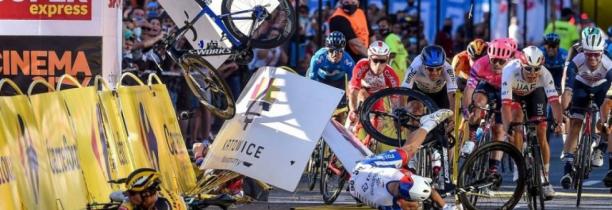 Cyclisme : Dylan Groenewegen suspendu neuf mois après la grave chute de Fabio Jakobsen