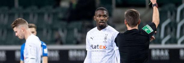 Le français Marcus Thuram écope d'une lourde amende et de 5 matchs de suspension pour un crachat sur un adversaire