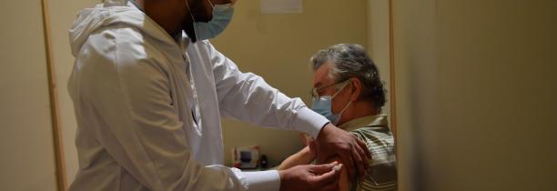 Dépistages et vaccins renforcés dans le dunkerquois