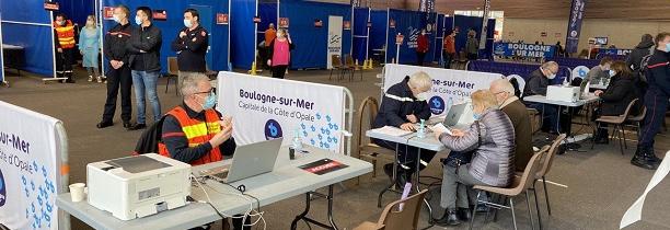 Gerald Darmanin et Olivier Véran à Boulogne-sur-Mer pour accélérer la vaccination