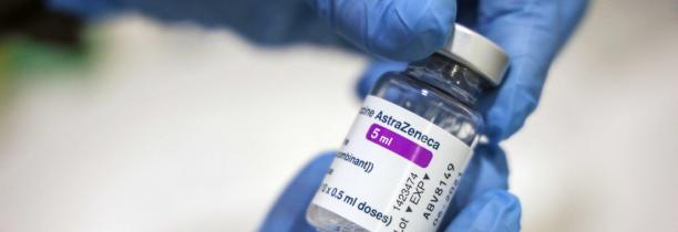 Fin de la suspension du vaccin AstraZeneca prévue "dès demain après-midi"