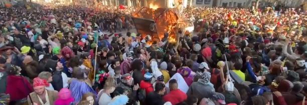 6500 personnes réunies pour un carnaval à Marseille hier