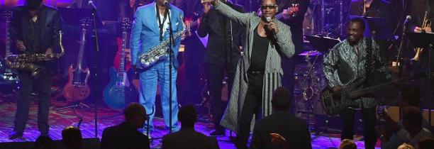 Kool and the Gang, Dennis "Dee Tee" Thomas,  est décédé