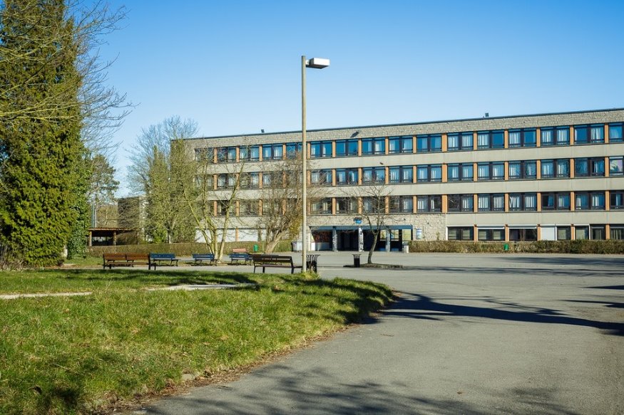 Une enseignante insultée et bousculée hier à Roubaix